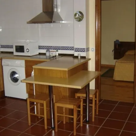 La Montanesa Posada De Llanes